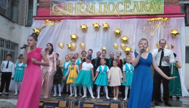 Жители поселка выражают искреннюю благодарность за финансовую поддержку поселка Сигнальный во многих добрых начинаниях предпринимателям Т. В. Пестриковой, В. А. Кубышкиной, Даянат Ильтимас оглы Гейдарову, Р. В. Пестрикову, Д. С. Бабинову, Е. Я. Кубышкину, а также Парвизу Амзада оглы Алиманову, И. В. Шархунову и директору ООО «Стройподряд» М. С. Измайлову.