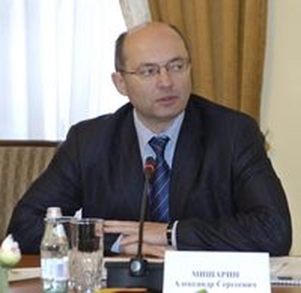 Александр Мишарин