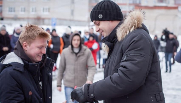 17 декабря 2019 г. В новом 5-этажном доме по улице Ленина ключи от 62 квартир получили дети-сироты и переселенцы из ветхого и аварийного жилья 