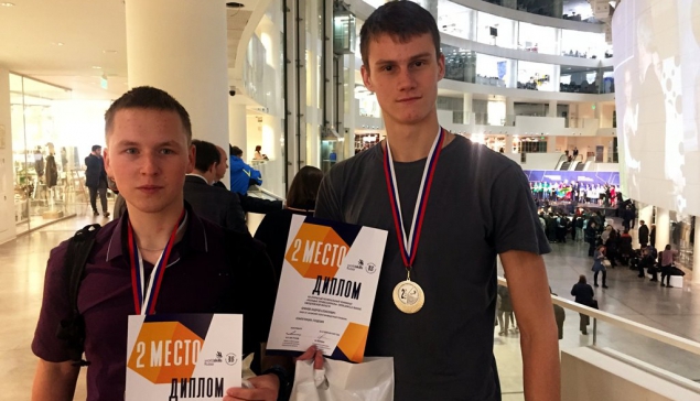 Кирилл Скрябин и Андрей Блинов после подведения итогов чемпионата WorldSkills