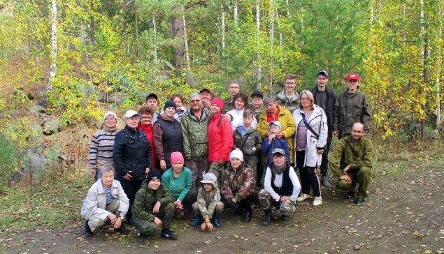 18 сентября на Лисьей тропе прошел масштабный субботник, в котором приняли участие волонтеры из Качканара, Нижней Туры и Лесного