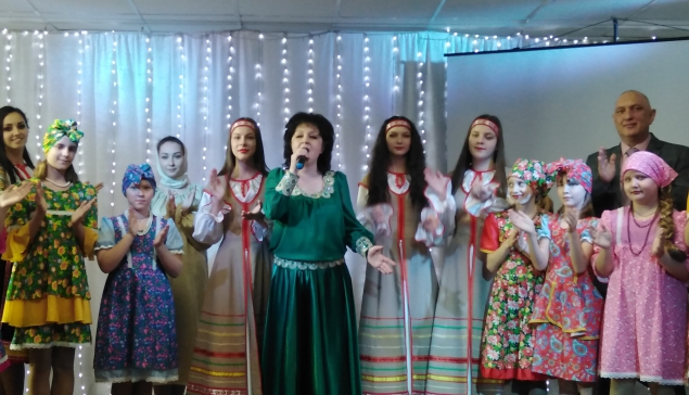 В исполнении Натальи Винокуровой и других участников концерта «Ночи искусств» прозвучали песни, воспевающие неповторимую красоту России