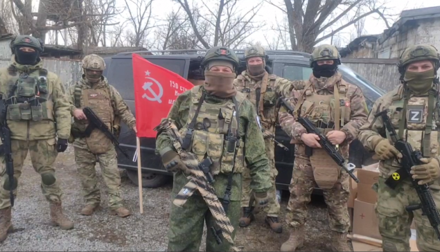 В феврале нижнетуринские волонтеры привезли гуманитарный груз в Донецкую народную республику, где в одном из подразделений служит нижнетуринец с позывным «Боксер»