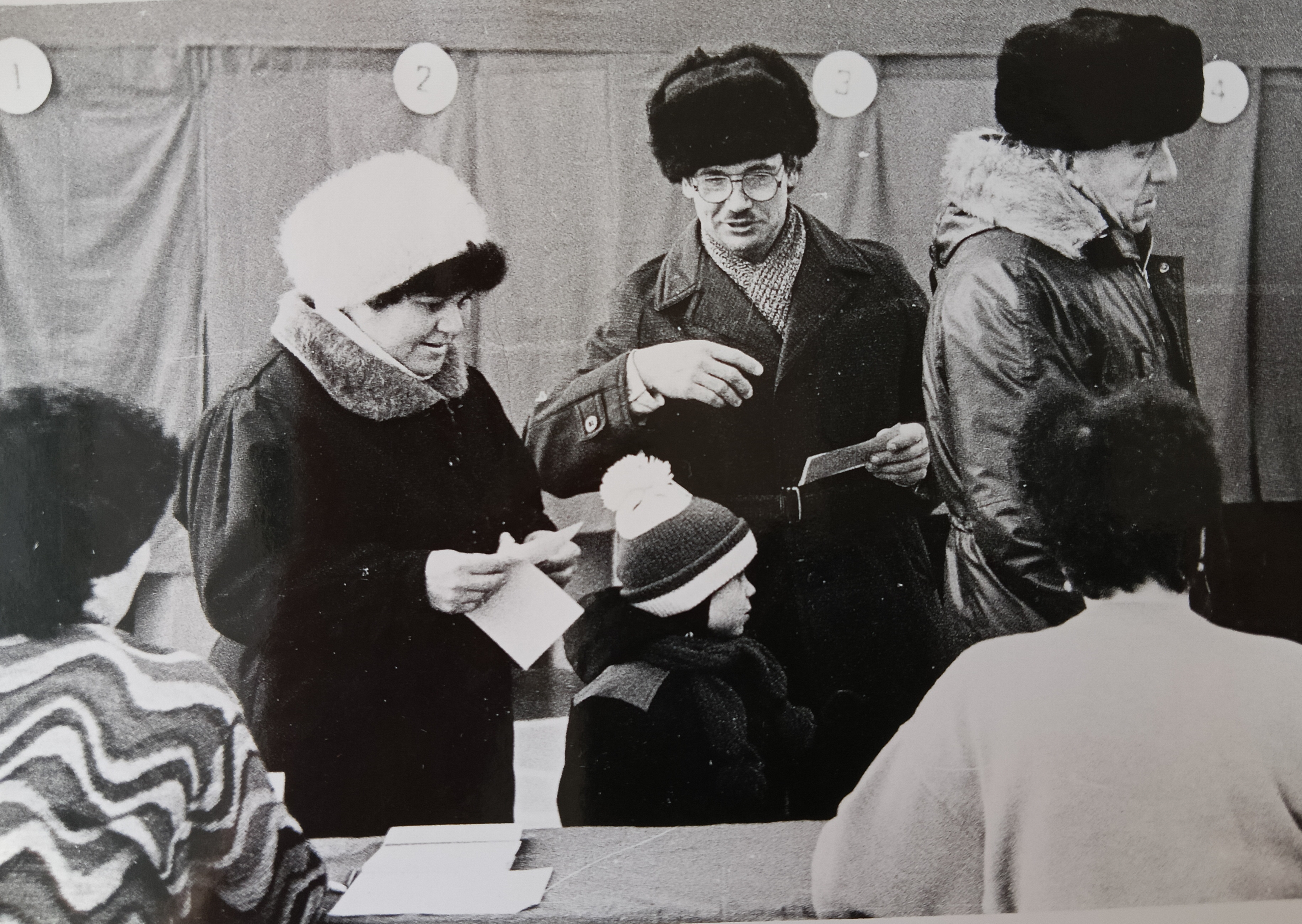 В день референдума 17 марта 1991 года на избирательные участки Нижней Туры и поселков пришли почти 73 % избирателей