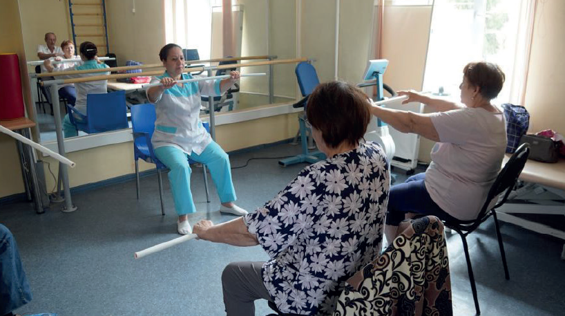 Специалисты по лечебной физкультуре становятся помощниками для пожилых людей в деле поддержания здоровья и долголетия