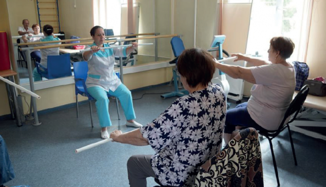 Специалисты по лечебной физкультуре становятся помощниками для пожилых людей в деле поддержания здоровья и долголетия