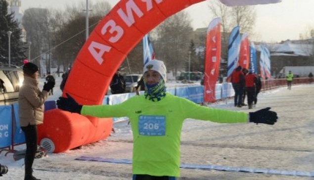 Погодные условия во время забега были не самые комфортные. Но в итоге Константин Рязанов стал бронзовым призером полумарафона на дистанции 21,1 км с результатом 1.26.24.среди 650 бегунов из городов России