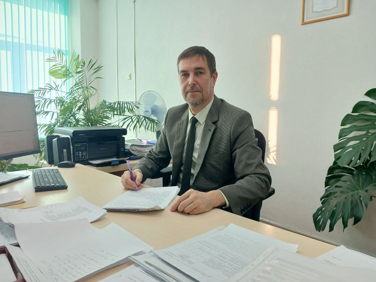 Николай Востряков: «В настоящий момент Исовский геологоразведочный техникум осуществляет подготовку по семи специальностям и профессиям, которые очень востребованы в горнодобывающей отрасли»