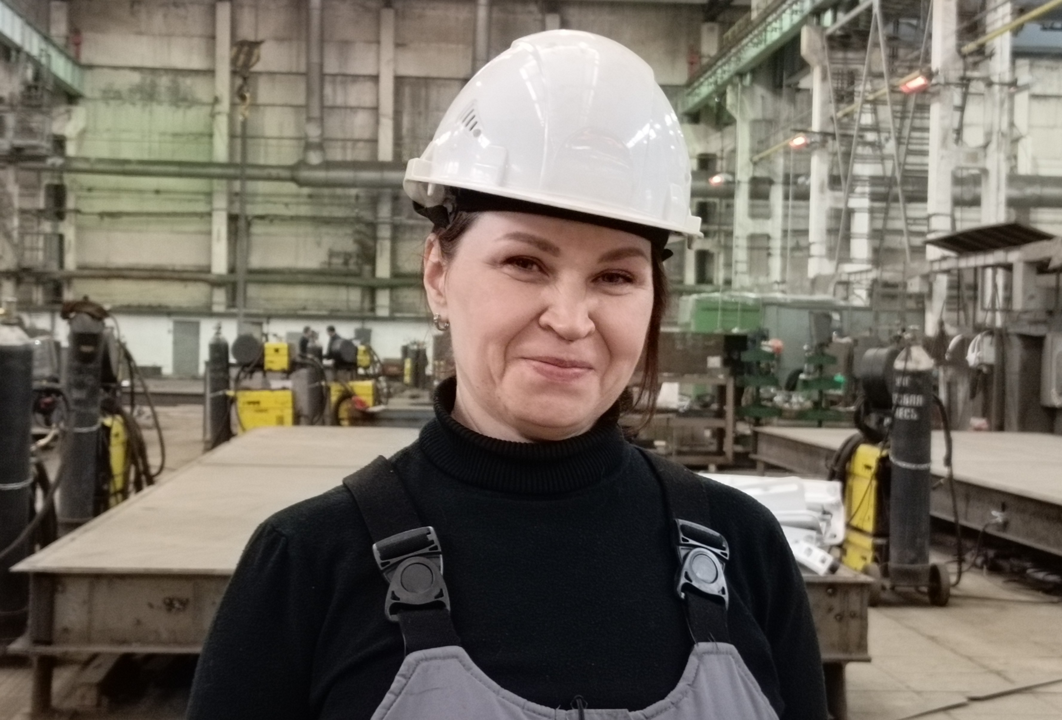 В канун 8 Марта Олеся Кривошеева пожелала всем женщинам любви – «в любом формате»: к близким, к работе, к жизни. Чтобы было уважение, понимание и лад в семье. Чтобы было здоровье. И побольше маленьких радостей, от которых светится душа