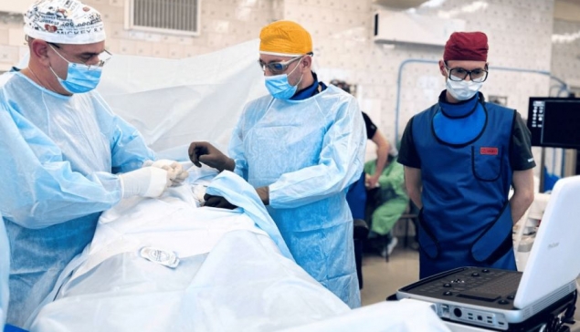 Спасая защитников