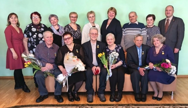 Семейные центры