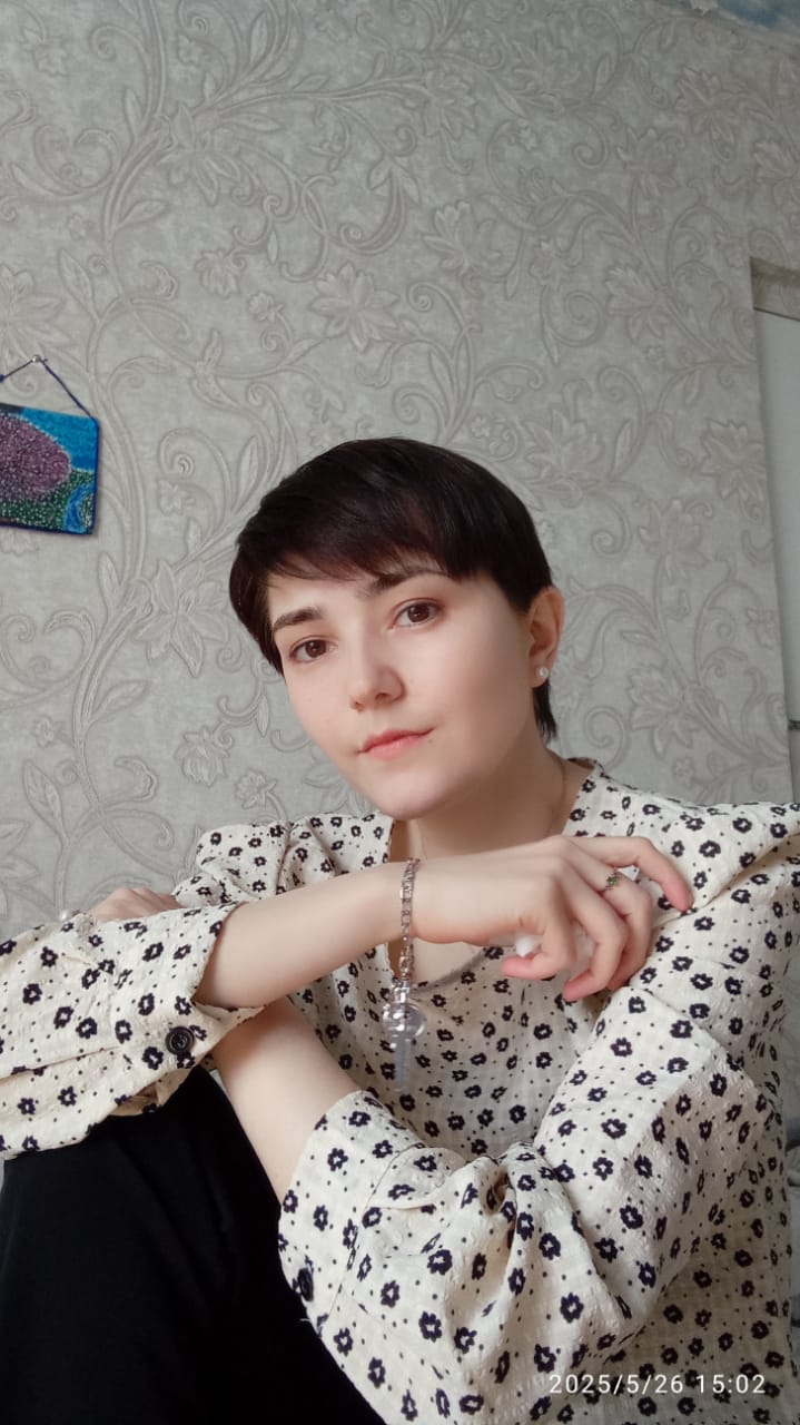 Шифои-Сана – очаровательная восточная девушка. Ей всего тридцать три, но она не по годам мудрая, рассудительная и глубокомысленная