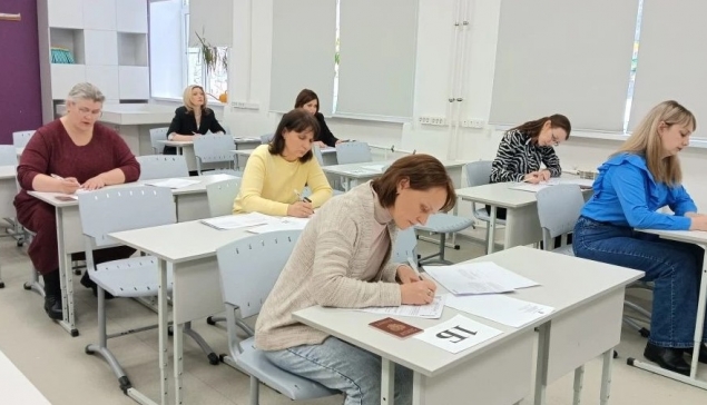 Тренировочный экзамен – это не проверка знаний родителей, а возможность им самим понять, что их дети будут чувствовать по время испытания, и поддержать их психологически и снять свою собственную тревожность