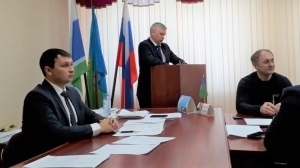 Андрей Постовалов, председатель Думы НТГО: «Весь наш разговор сегодня сводится к неудовлетворительной работе офиса. Я думаю, что холдинг не заинтересован в том, чтобы была какая-то «горячая точка» в Нижней Туре, которая будет постоянно создавать проблемы»