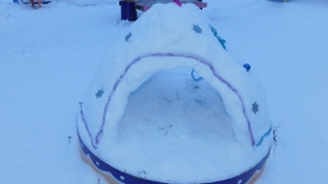 Муниципальный смотр зимних участков «Герои любимых сказок», посвященный Году театра в России