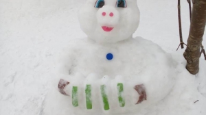 Муниципальный смотр зимних участков «Герои любимых сказок», посвященный Году театра в России