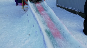Муниципальный смотр зимних участков «Герои любимых сказок», посвященный Году театра в России