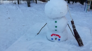 Муниципальный смотр зимних участков «Герои любимых сказок», посвященный Году театра в России