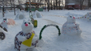 Муниципальный смотр зимних участков «Герои любимых сказок», посвященный Году театра в России