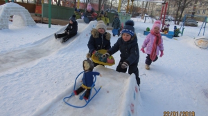 Муниципальный смотр зимних участков «Герои любимых сказок», посвященный Году театра в России