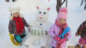 Муниципальный смотр зимних участков «Герои любимых сказок», посвященный Году театра в России