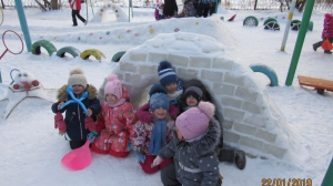 Муниципальный смотр зимних участков «Герои любимых сказок», посвященный Году театра в России