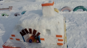 Муниципальный смотр зимних участков «Герои любимых сказок», посвященный Году театра в России