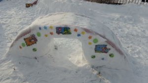 Муниципальный смотр зимних участков «Герои любимых сказок», посвященный Году театра в России