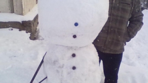 Снеговики тоже танцуют брейк. (автор - Сергей Волкоморов)
