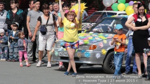 За рулём красавицы