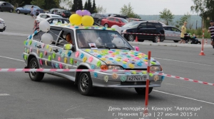 За рулём красавицы