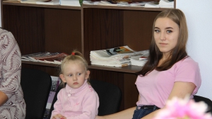 Средняя и младшая дочери Веры Данилевич