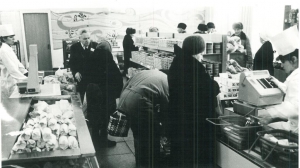 Первый день работы магазина