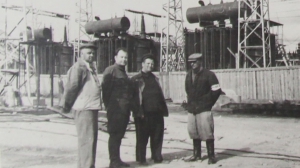 Кривонищенко А.К. (второй слева)