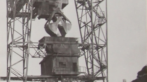 Подача угля в бункер