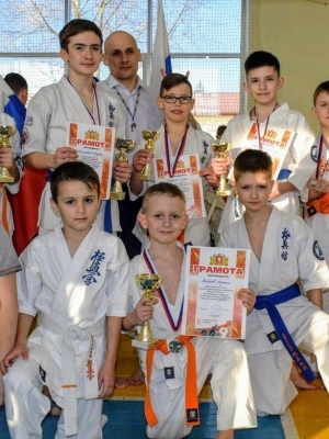 Команда «Казоку»