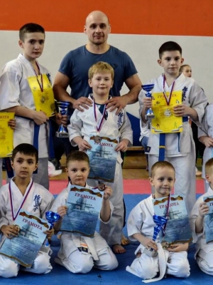 Команда «Казоку»