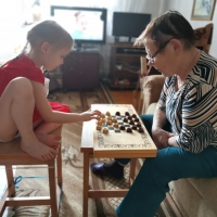 Сидишь дома – спасаешь мир