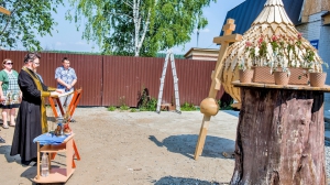 Установка купола на храм в Новой Туре