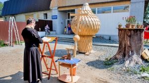Установка купола на храм в Новой Туре