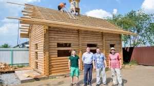 Установка купола на храм в Новой Туре