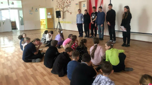 Учащиеся школы №3 из муниципального педагогического класса в весенние каникулы провели квест-игру «Знакомство с театром» / Фото из архива Управления образования НТГО